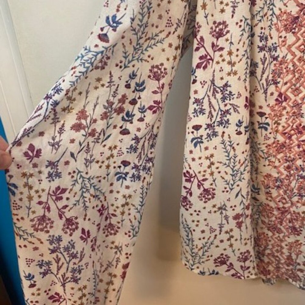 Rewind off the shoulder white red and blue blouse - Picture 3 of 13